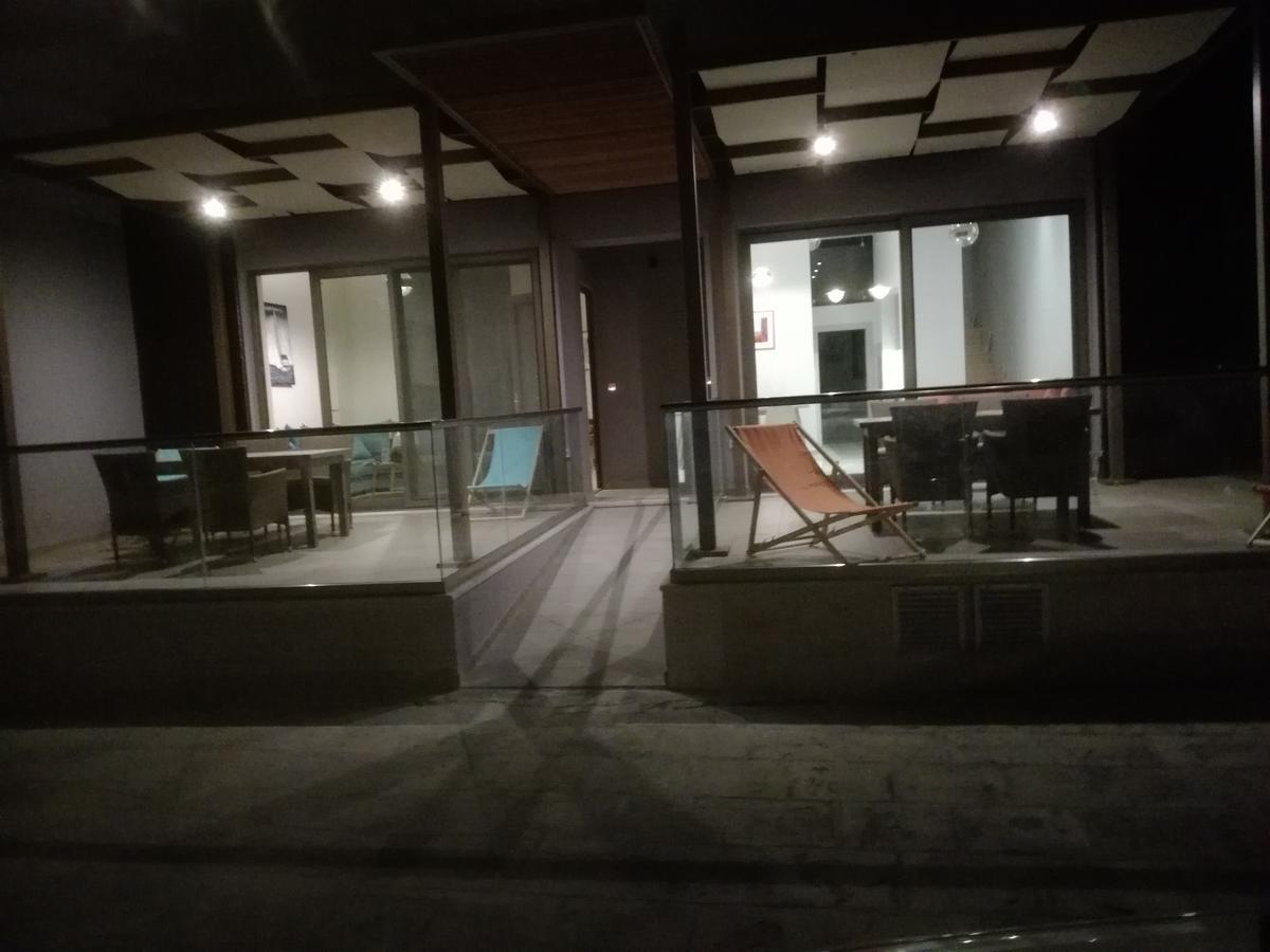 Casa Bella Deluxe Apartments Palaiochora Bagian luar foto